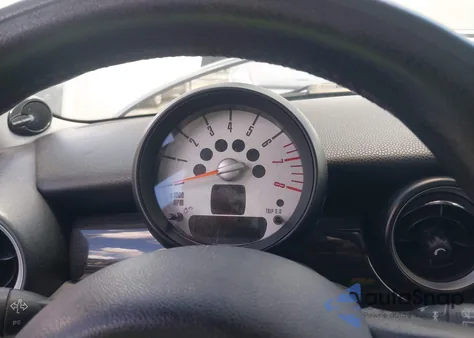 2010 Mini Cooper from USA, damaged, VIN WMWMF3C50ATZ62112